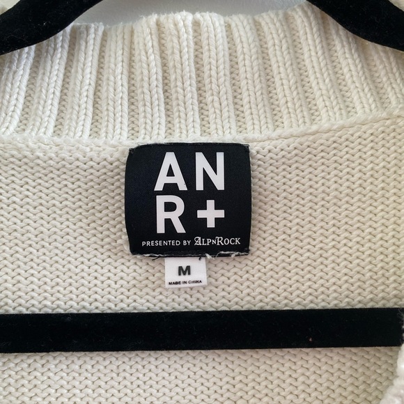 Alp N Rock Off White Patrice V-Neck Sweater Vest Size M - Picture 3 of 8